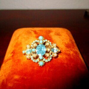 Vintage  Victorian Jeweled Brooch